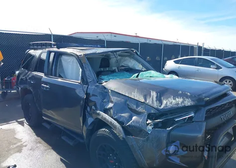 2018 Toyota 4Runner Sr5 Premium from USA, damaged, VIN JTEBU5JR3J5580254